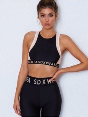 White Fox Boutique x Sarah’s Day High-Neck Sports Bra